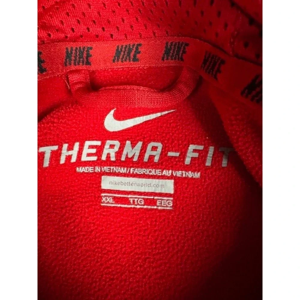 Nike therma fit